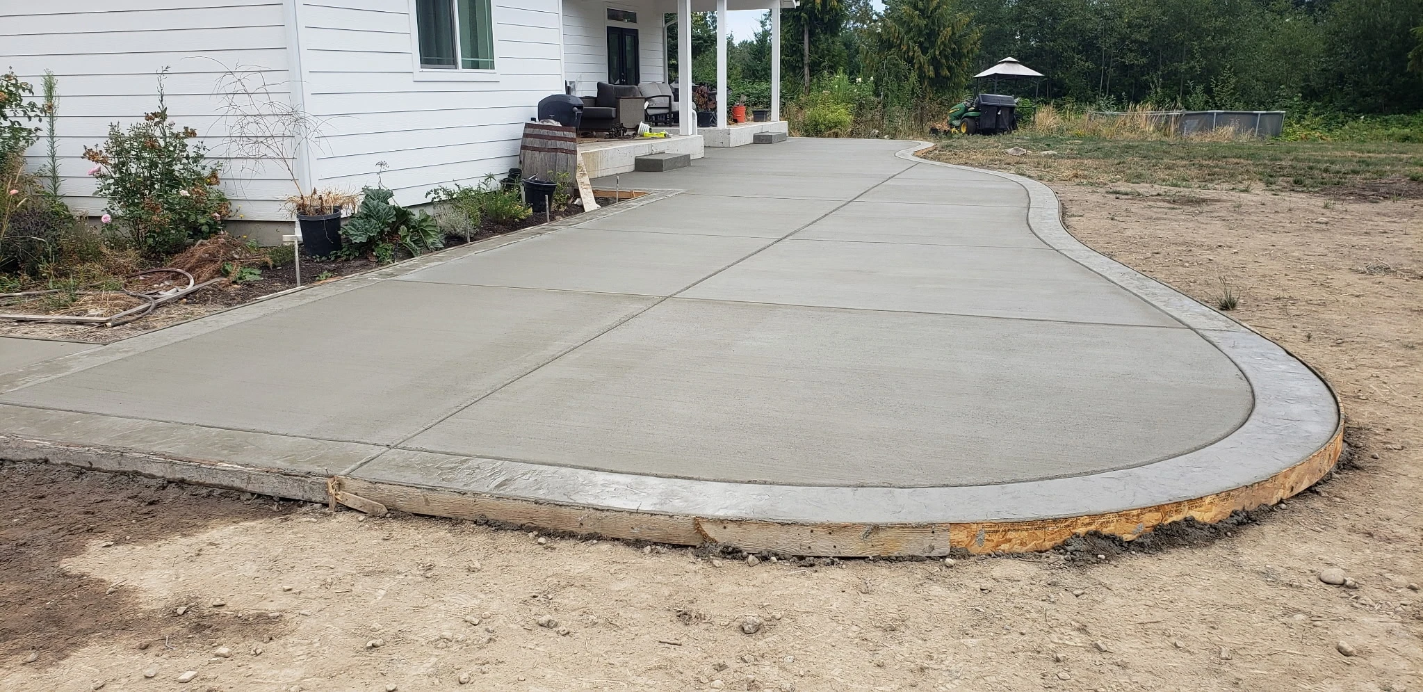 Curved Patio